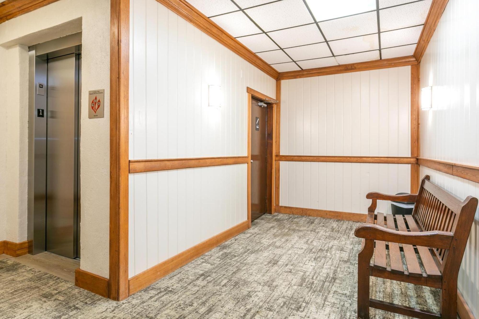 Lift House Lodge, Remodeled Downtown Lionshead Studio Condo 베일 외부 사진