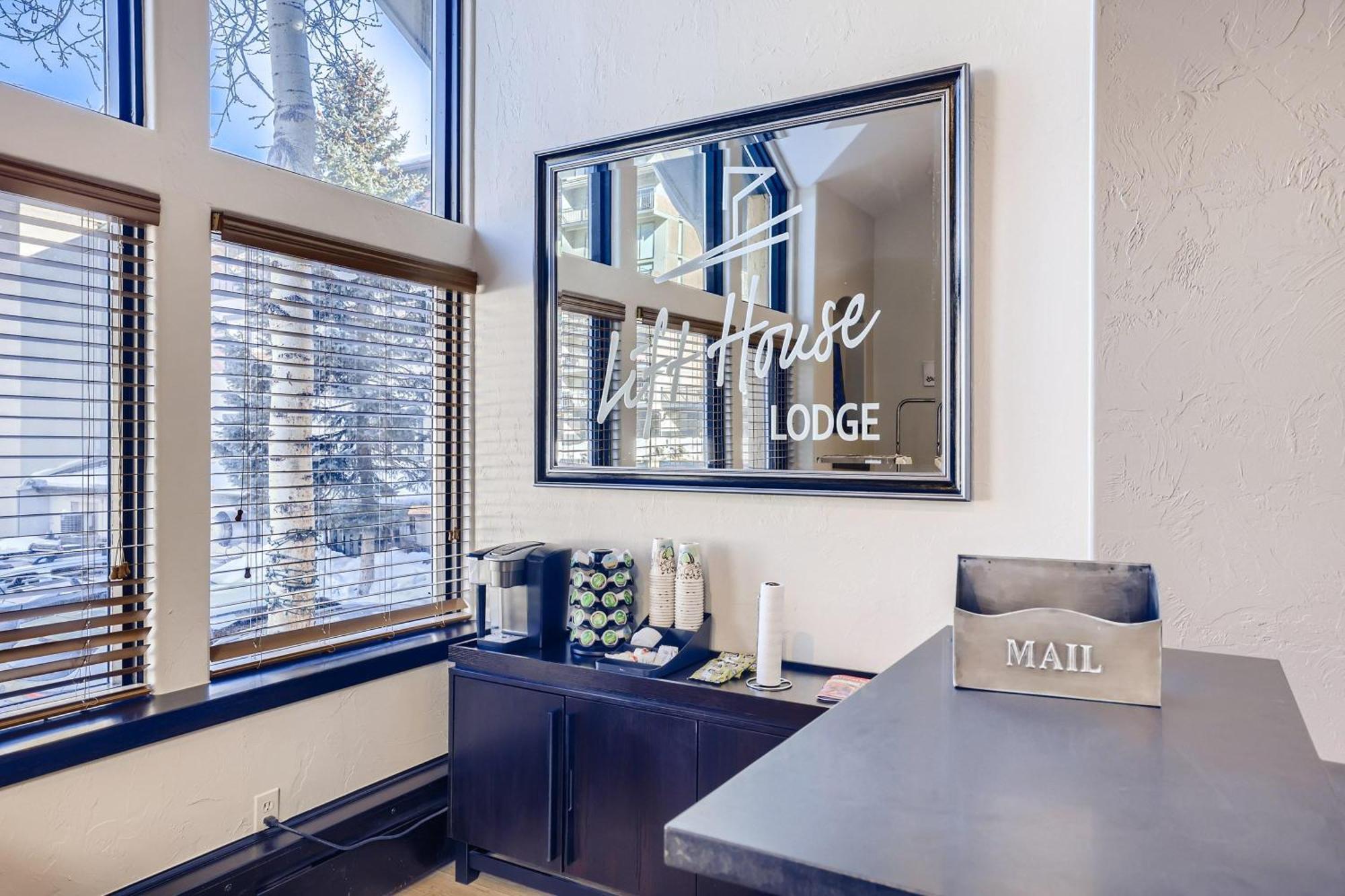 Lift House Lodge, Remodeled Downtown Lionshead Studio Condo 베일 외부 사진